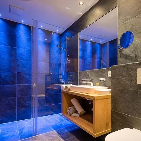 Zwingerhof Πανσιόν 4*