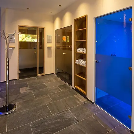 Zwingerhof Πανσιόν Ladis