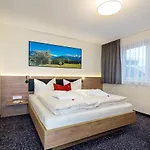 Zwingerhof 4*