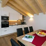 Zwingerhof 4*